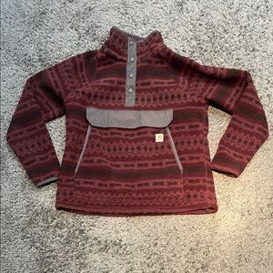 Women’s Carhartt pullover